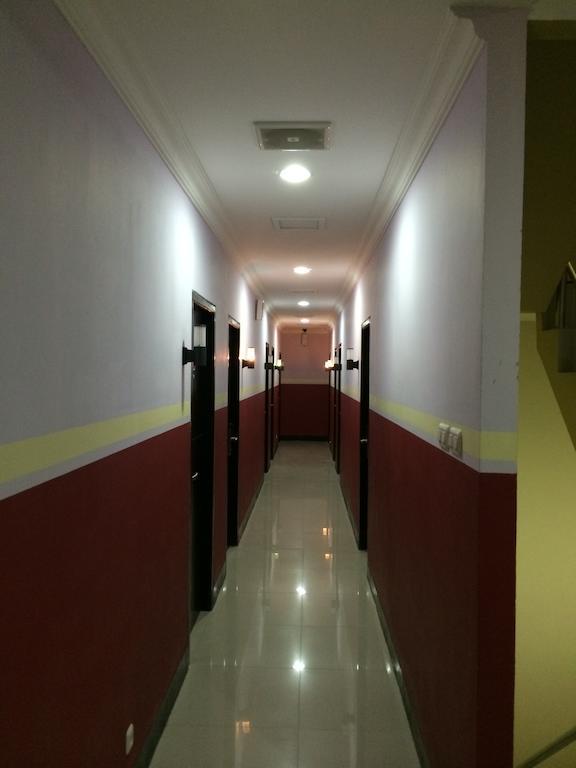 Hollywood Hotel Cakarta Dış mekan fotoğraf