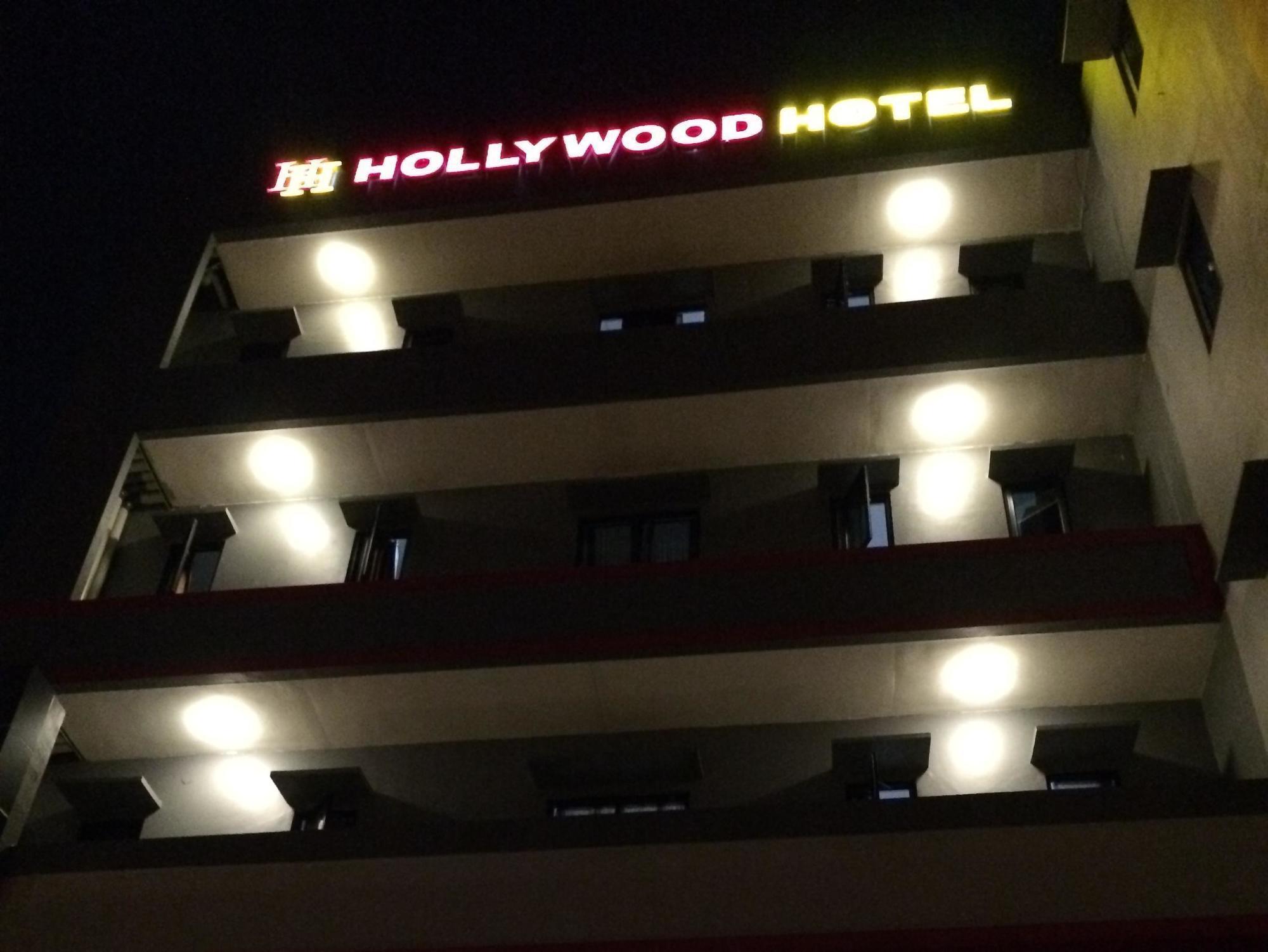 Hollywood Hotel Cakarta Dış mekan fotoğraf