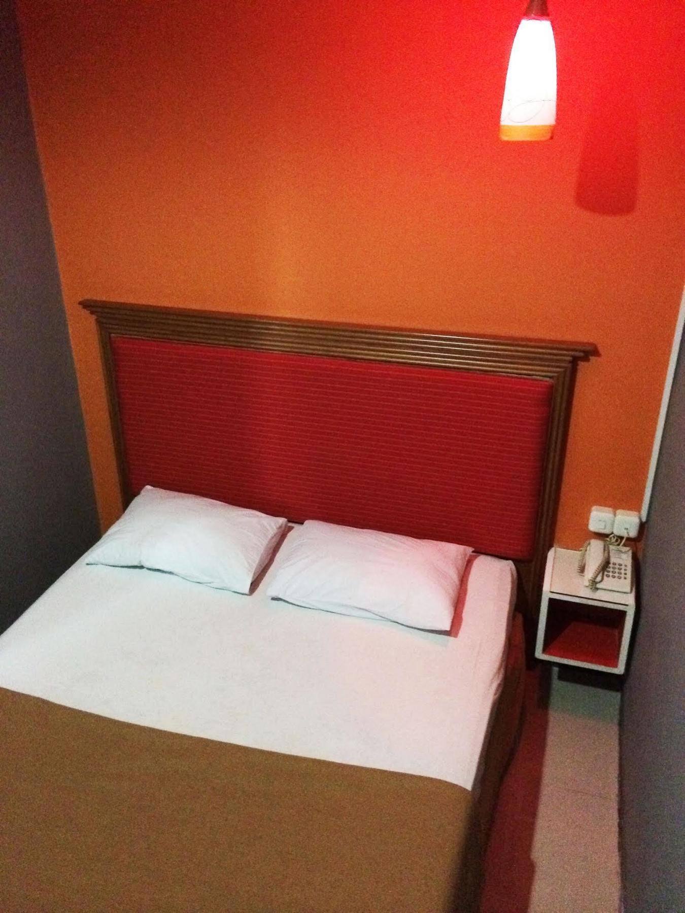 Hollywood Hotel Cakarta Dış mekan fotoğraf