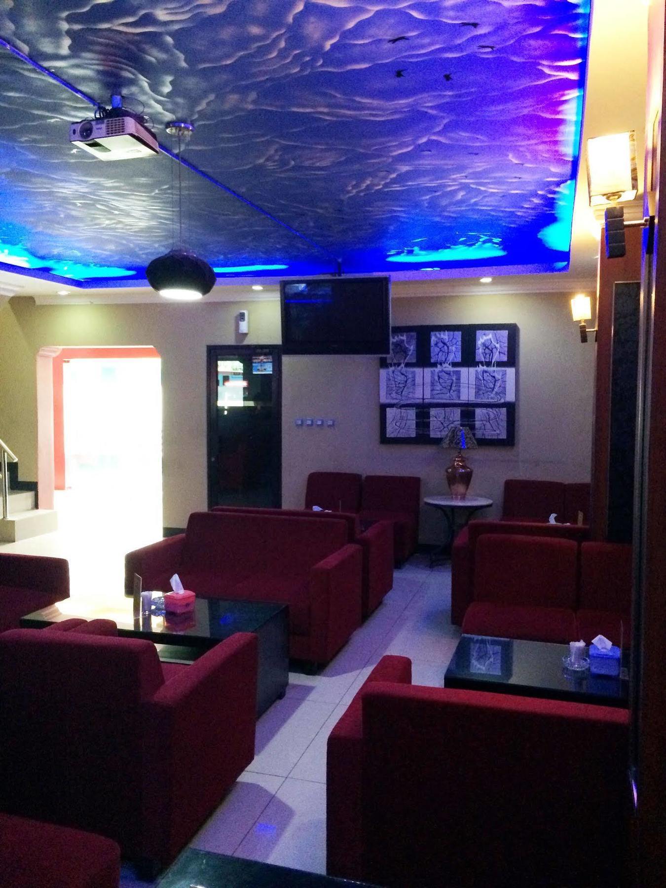 Hollywood Hotel Cakarta Dış mekan fotoğraf