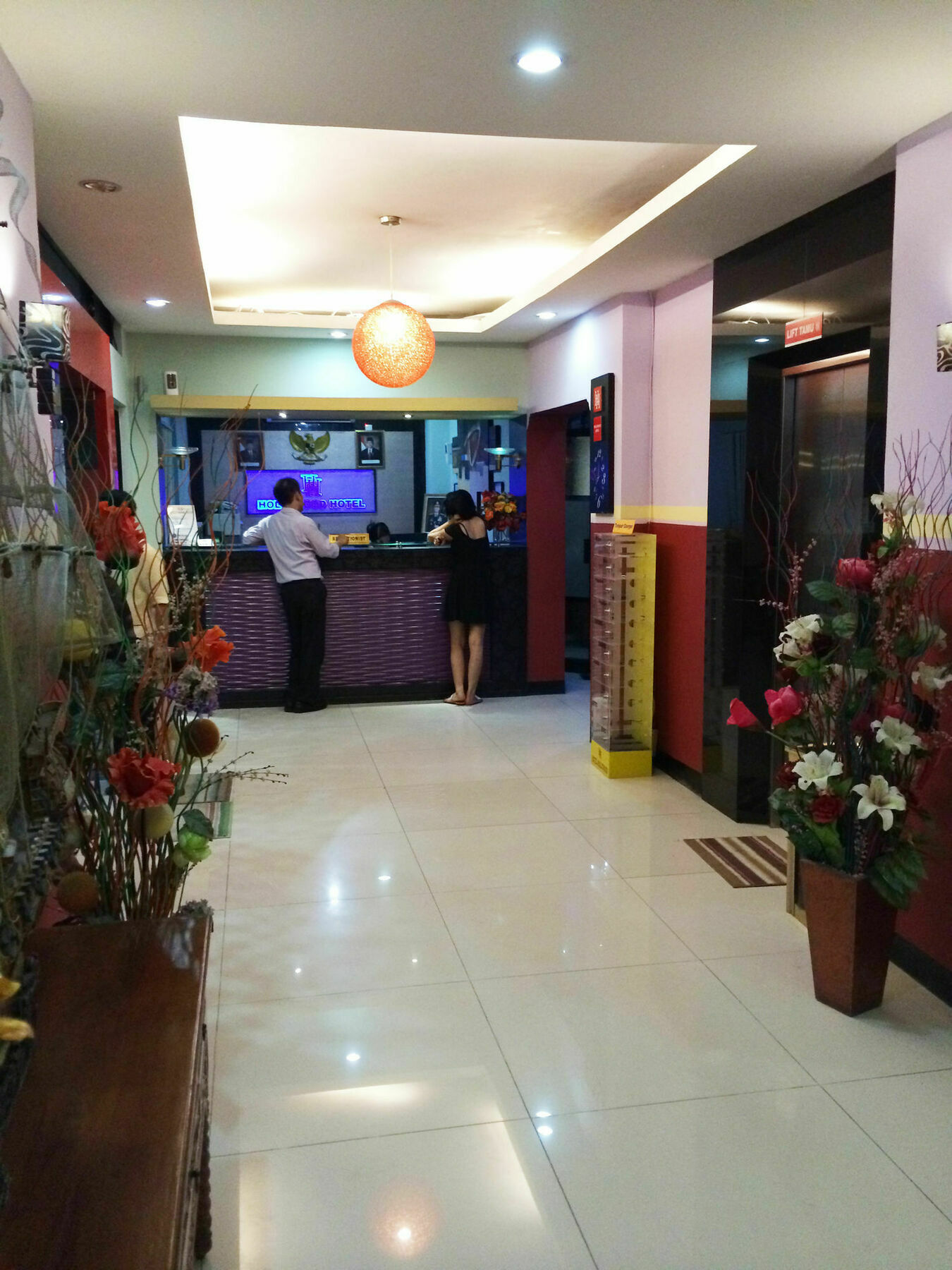 Hollywood Hotel Cakarta Dış mekan fotoğraf